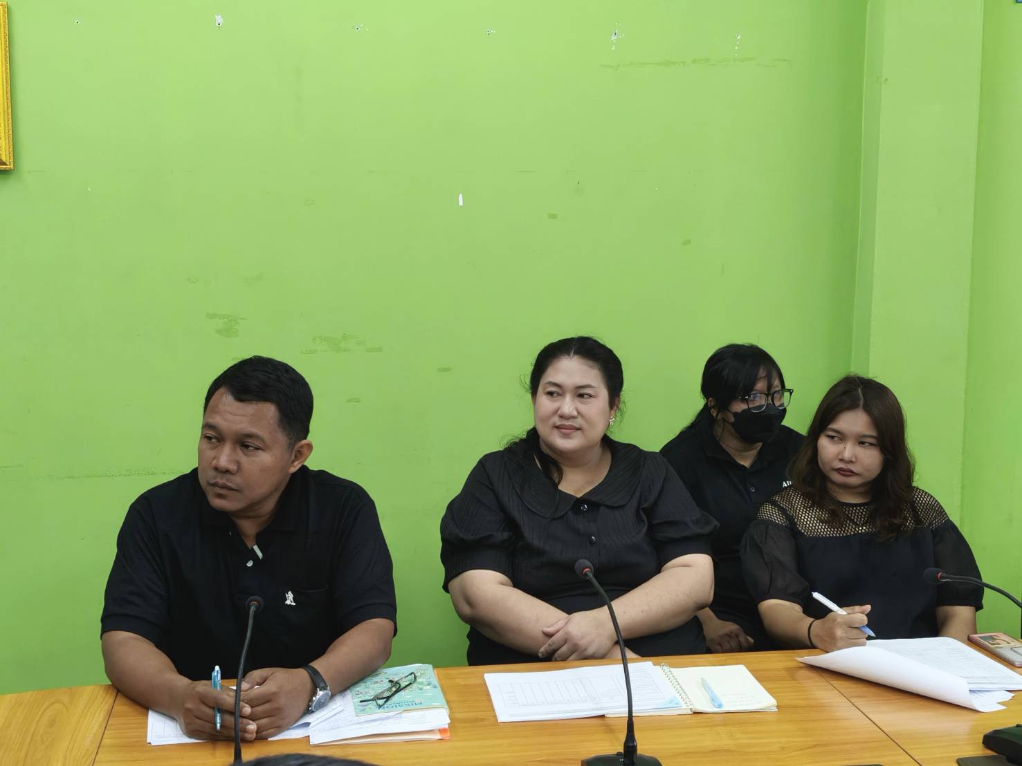 title - ผู้ตรวจราชการ ส.ป.ก. ประชุมตรวจติดตามความก้าวหน้าผลการดำเนินงานตามแผนการตรวจราชการ ประจำปีงบประมาณ พ.ศ. 2569 รอบที่ 1 เขตตรวจราชการที่ 1 จังหวัดอ่างทอง